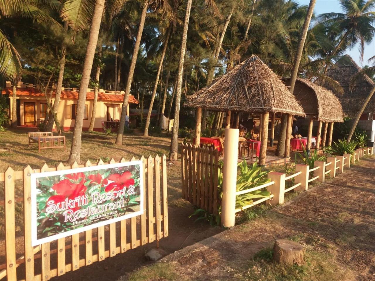 Sukriti Beach Resort Varkala Dış mekan fotoğraf