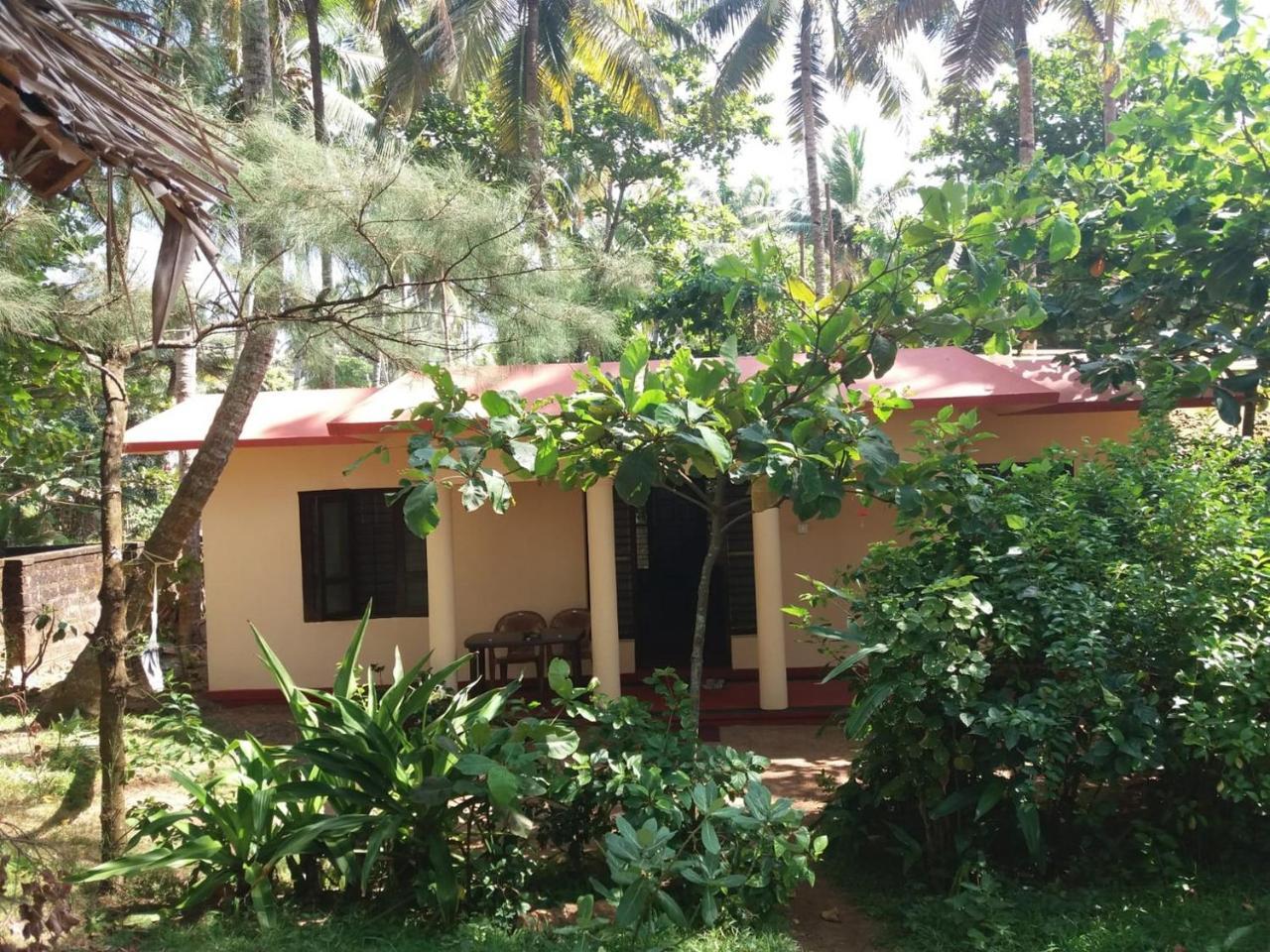 Sukriti Beach Resort Varkala Dış mekan fotoğraf