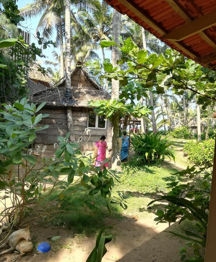 Sukriti Beach Resort Varkala Dış mekan fotoğraf